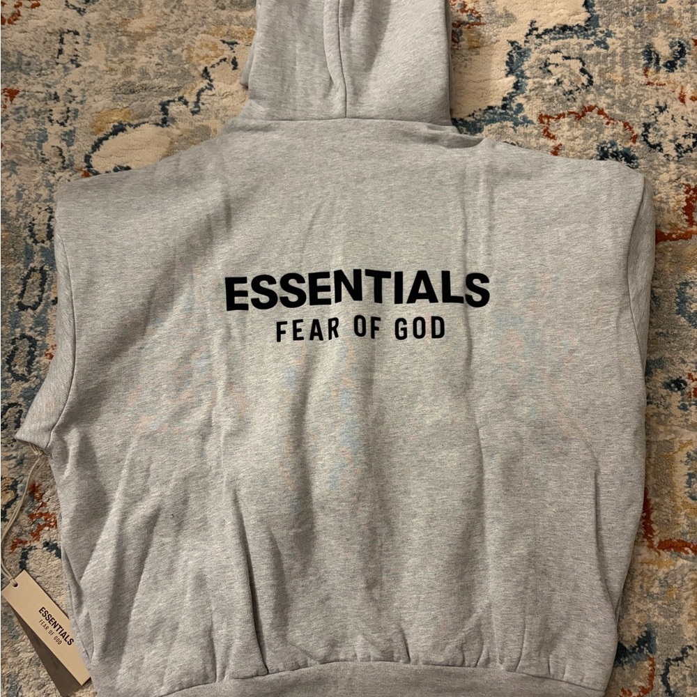 Essentials fear of god Light Heather Gray Fleece Hoodie FW2024 Small - Picture 3 of 5